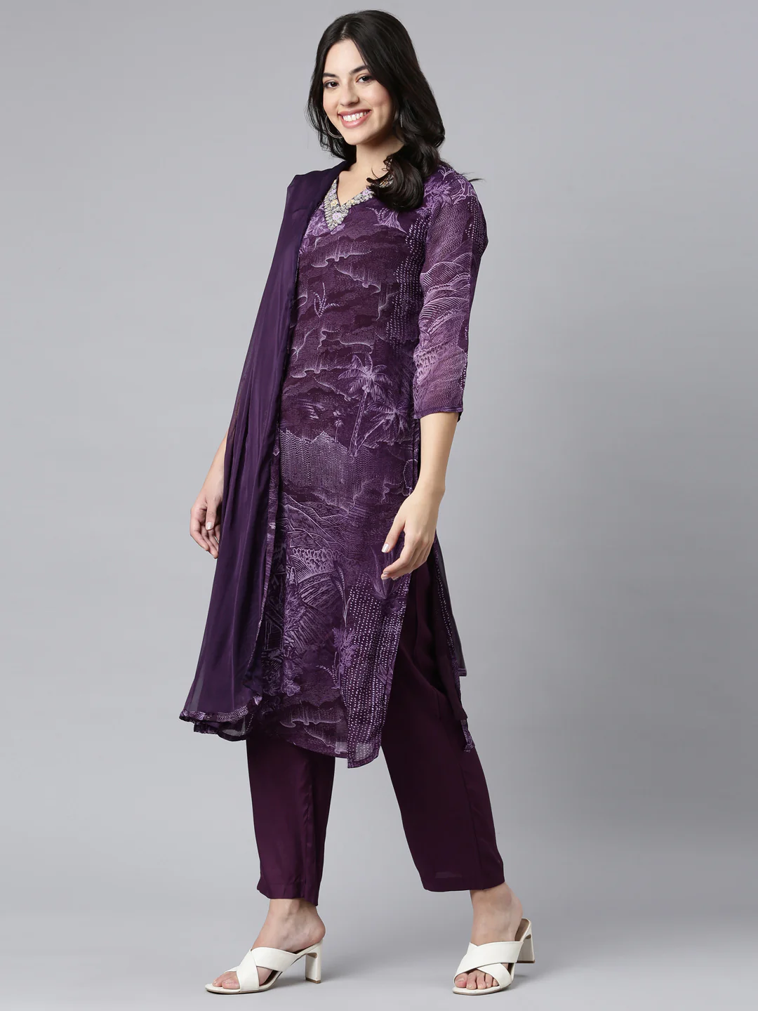 Neerus Purple Regular Straight Tribal Kurta And Trousers With Dupatta - Image 5
