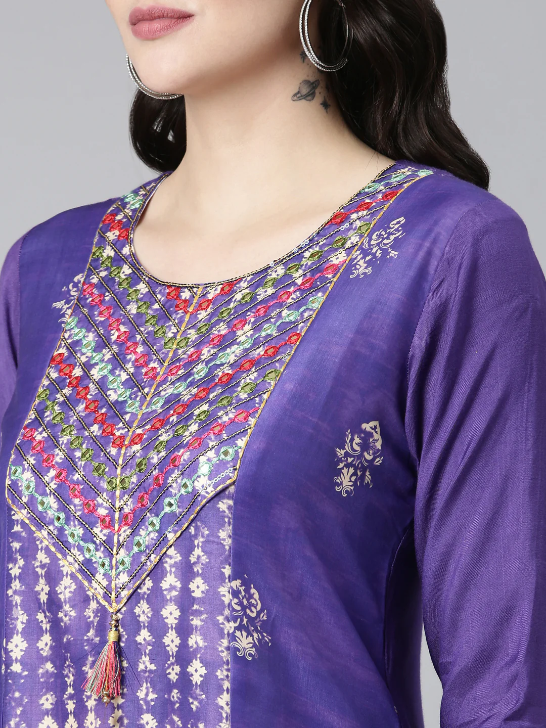 Neerus Purple Straight Casual Printed Dress - Image 4