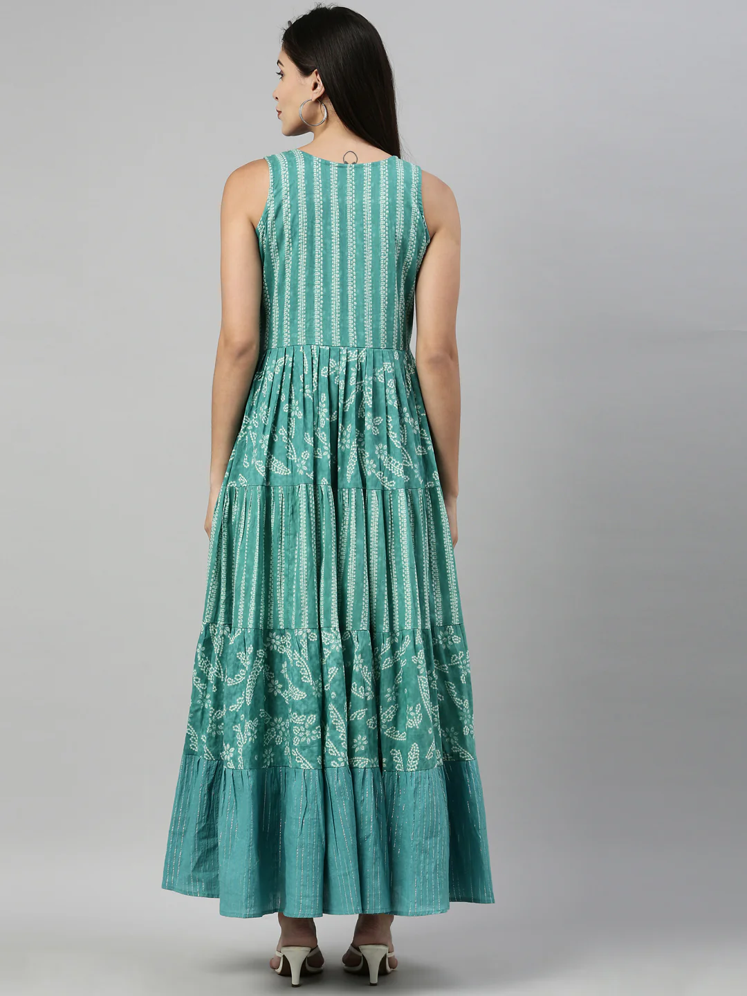 Neerus Rama Color Cotton Fabric Kurta - Image 4