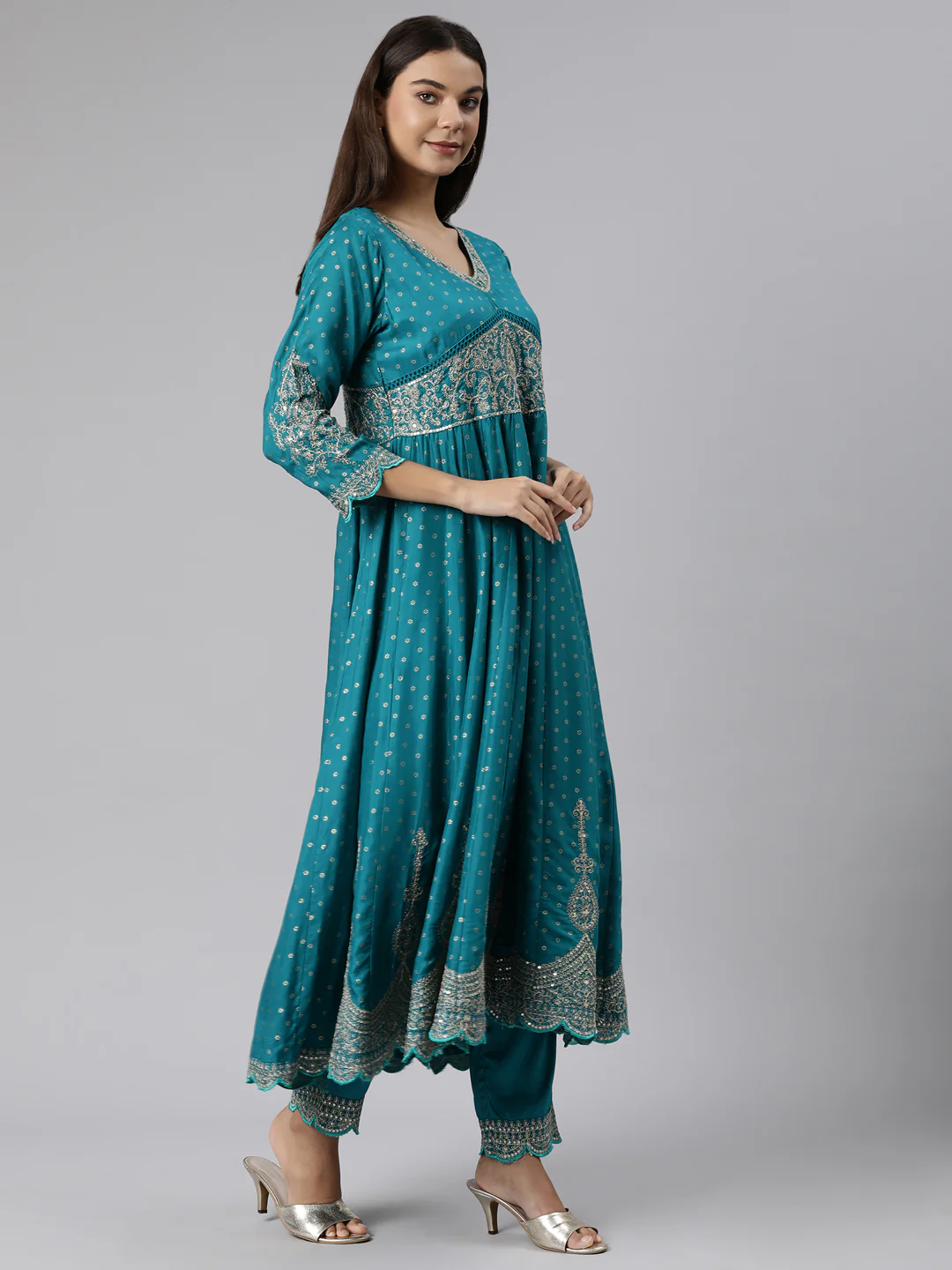 Neerus RAMA Regular Straight Floral Kurta And Trousers With Dupatta - Image 2