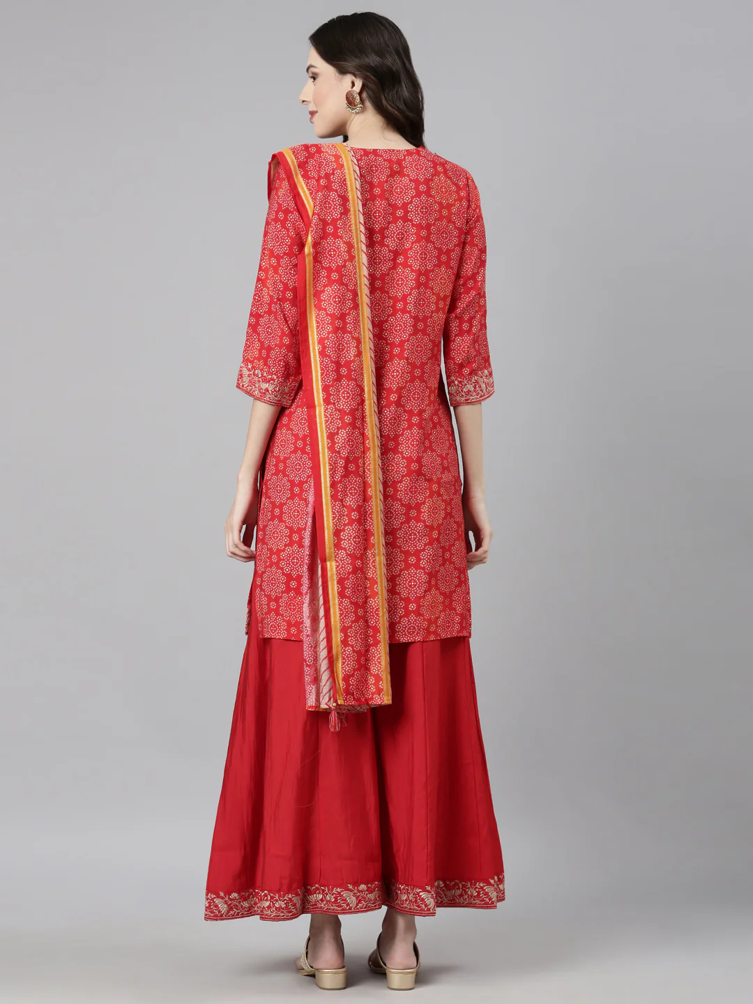 Neerus Red Casual Bandhani Straight Kurti and Palazzos With Dupatta - Image 4