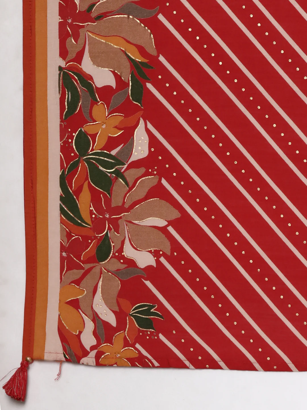 Neerus Red Casual Floral Anarkali Kurta and Trousers With Dupatta - Image 8