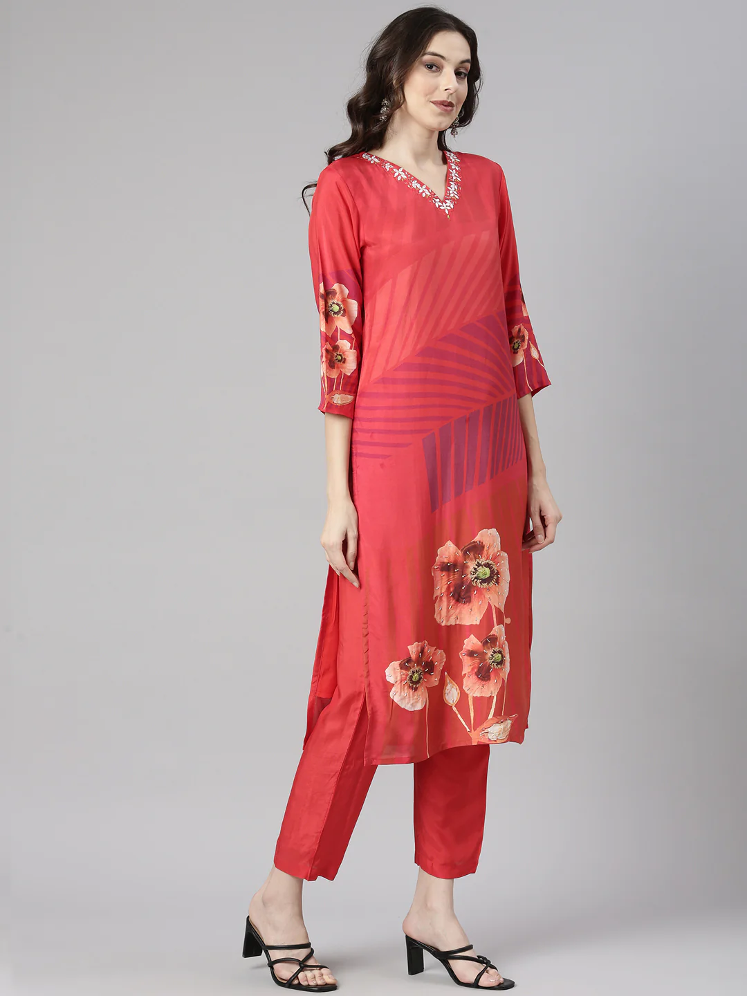 Neerus Red Printed Straight Kurta and Trousers With Dupatta - Image 2
