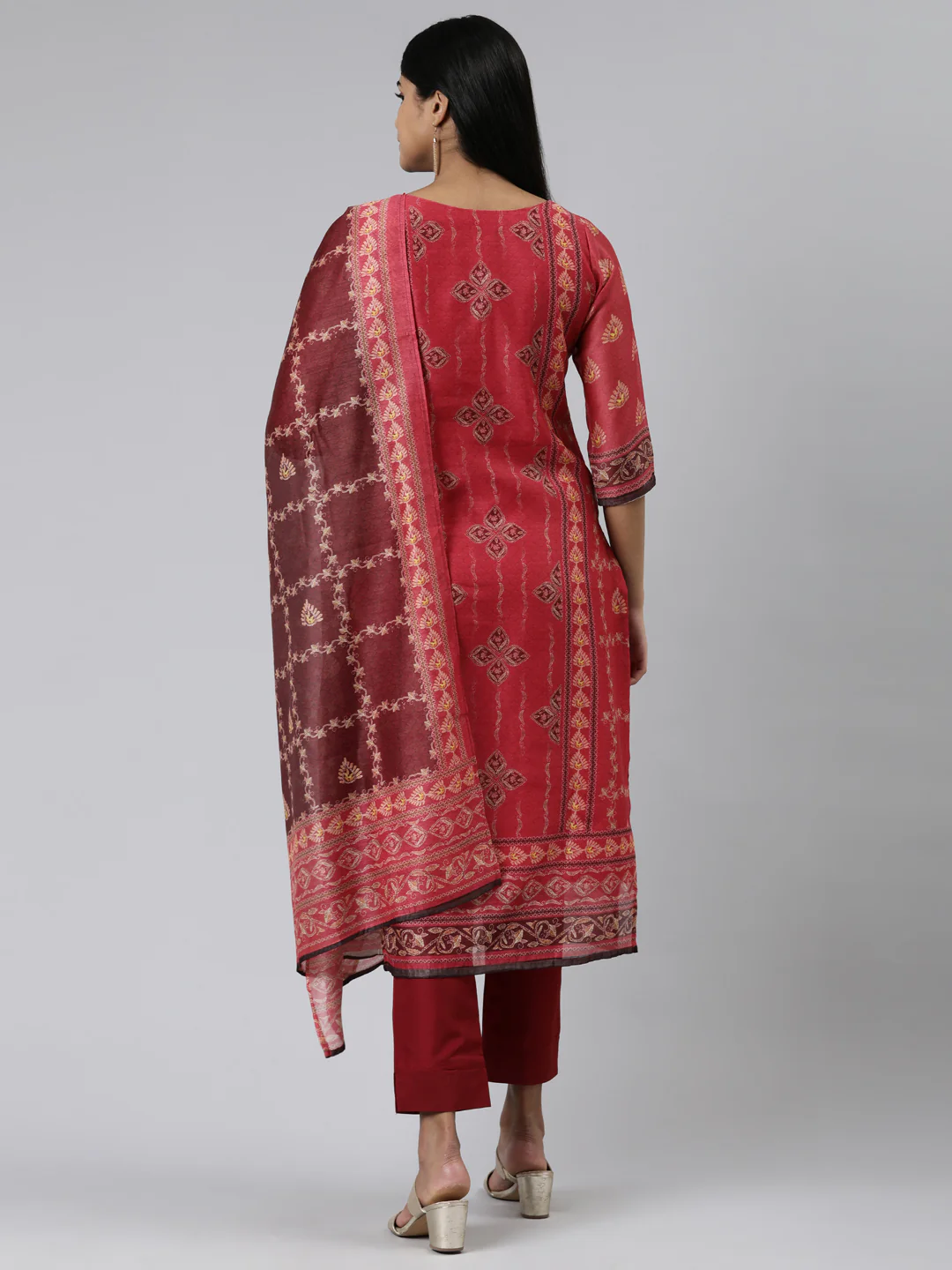 Neerus Red Regular Calf Length Printed Kurta Solid Trousers With Dupatta - Image 3
