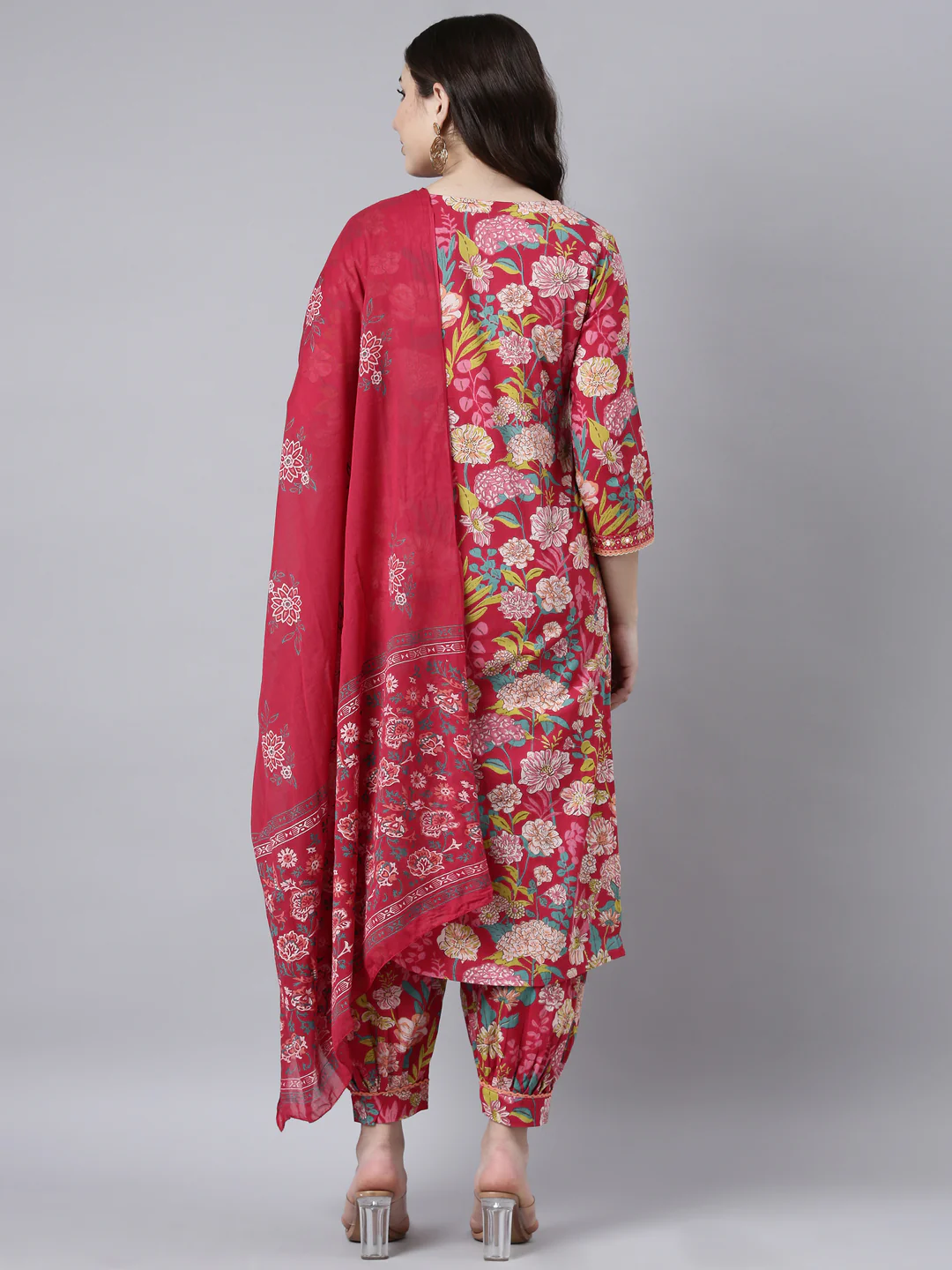 Neerus Red Regular Straight Floral Kurta And Salwar With Dupatta - Image 5