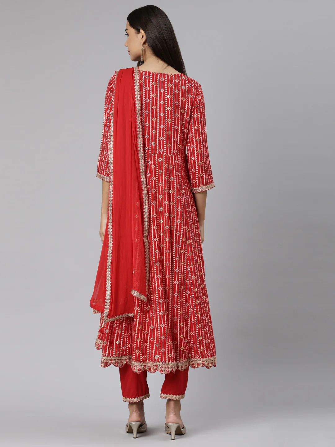 Neerus Red Regular Straight Floral Kurta And Trousers With Dupatta - Image 3