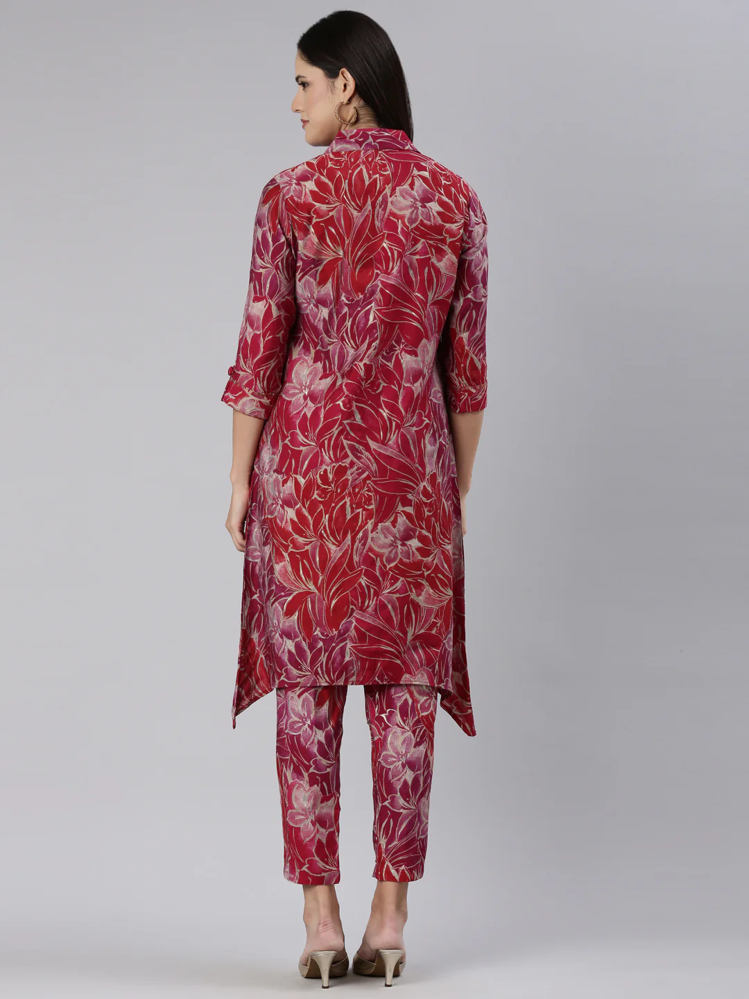 Neerus Red Regular Straight Printed Kurta And Trousers - Image 3