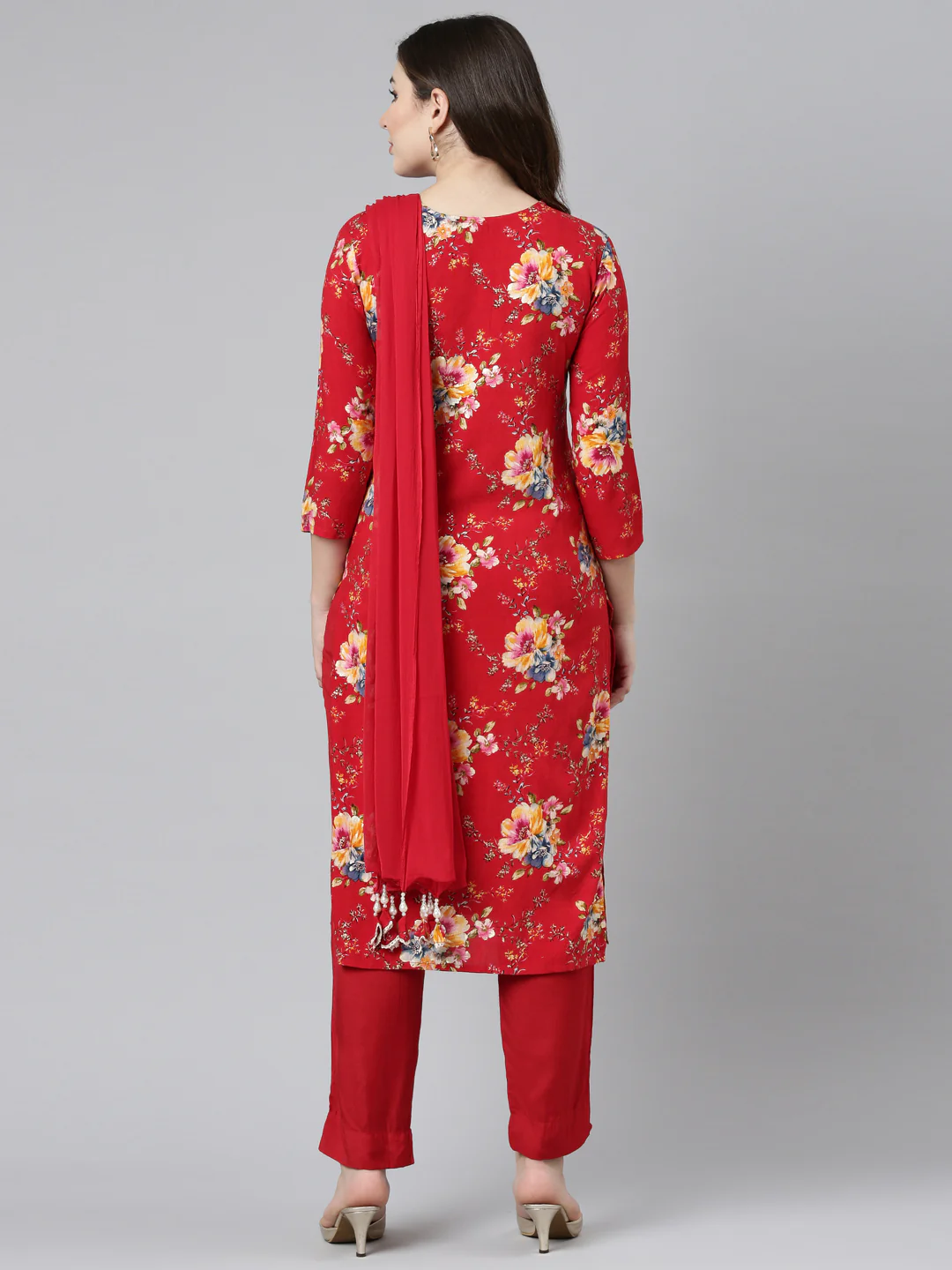 Neerus Red Regular Straight Printed Kurta And Trousers With Dupatta - Image 3