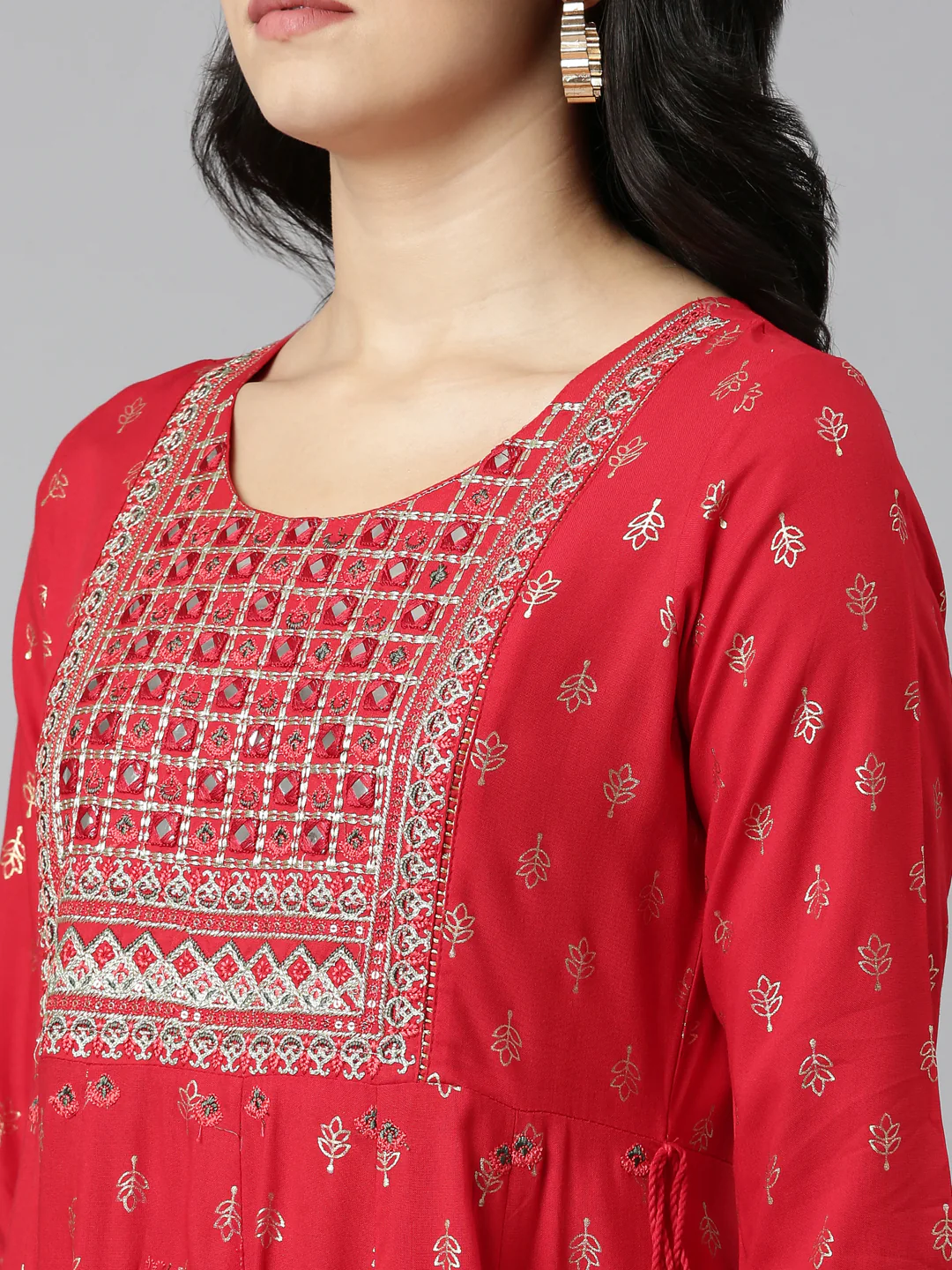 Neerus Red Regular Straight Printed Kurta And Trousers With Dupatta - Image 4