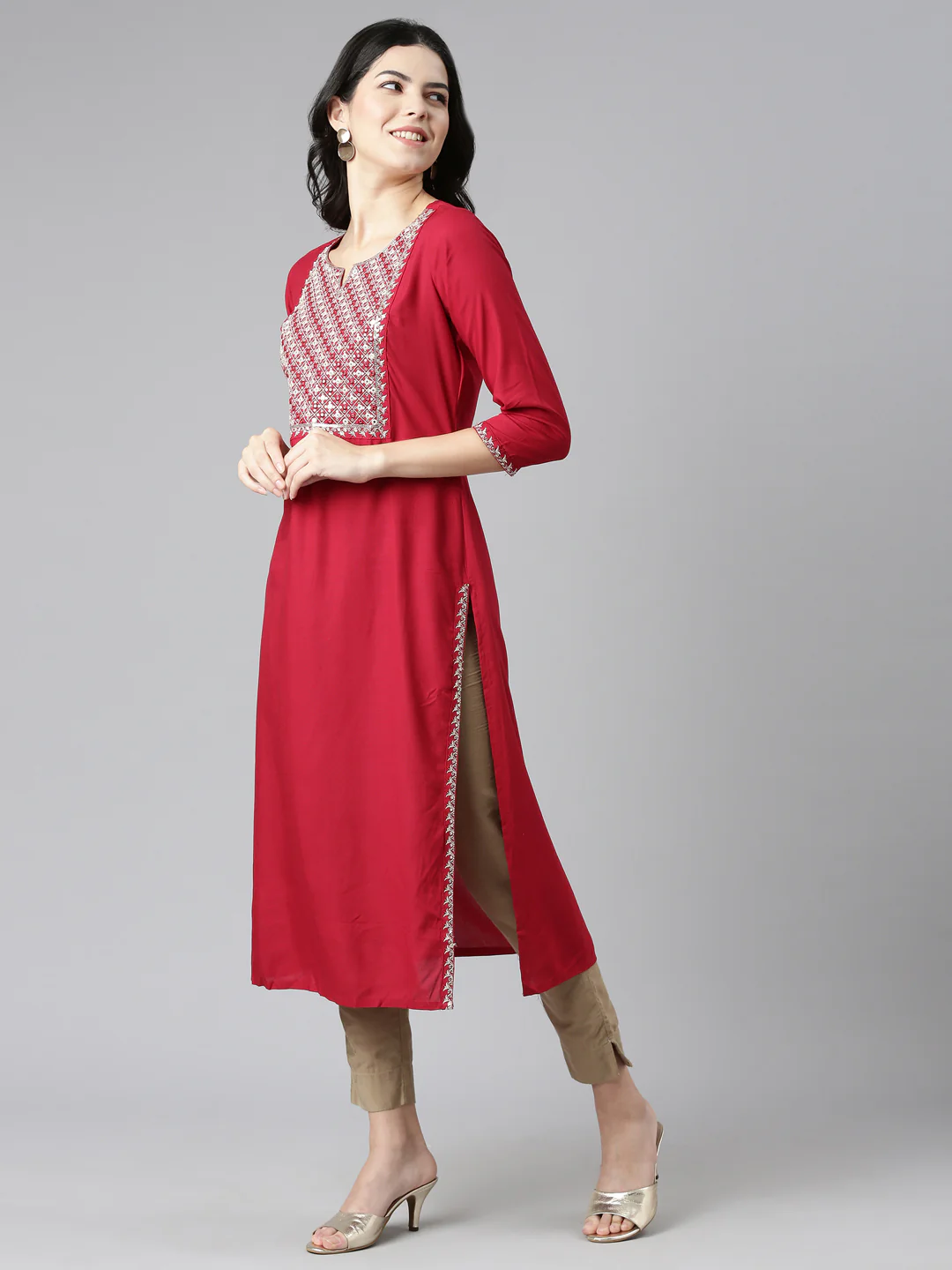 Neerus Red Regular Straight Solid Kurta - Image 2