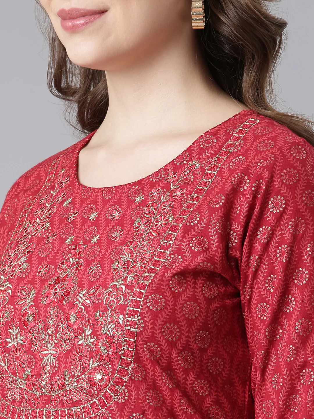 Neerus Red Slub Cotton Straight Casual Floral Kurta and Trouser with Dupatta - Image 5