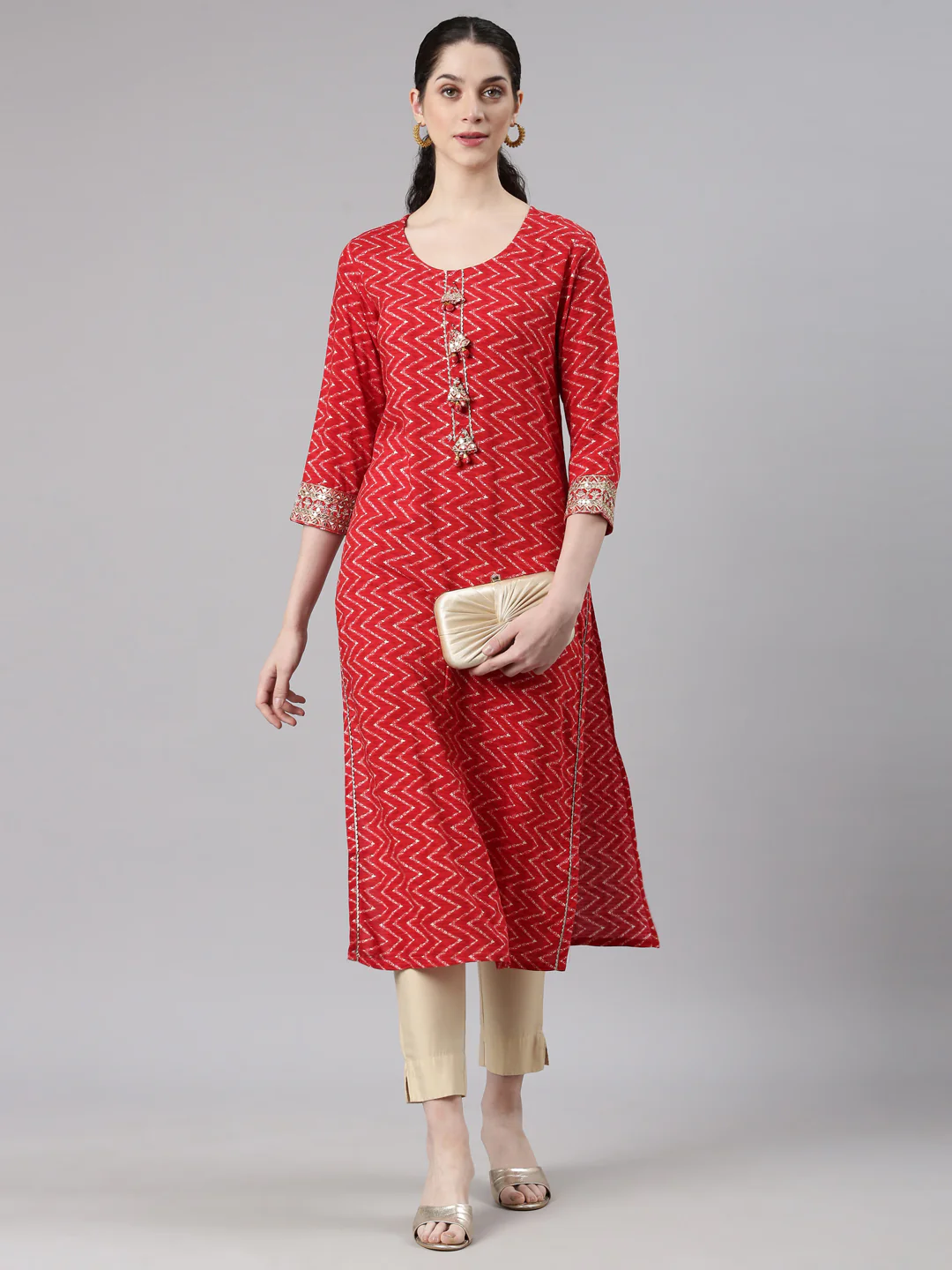Neerus Red Straight Casual Chevron Kurta - Image 6