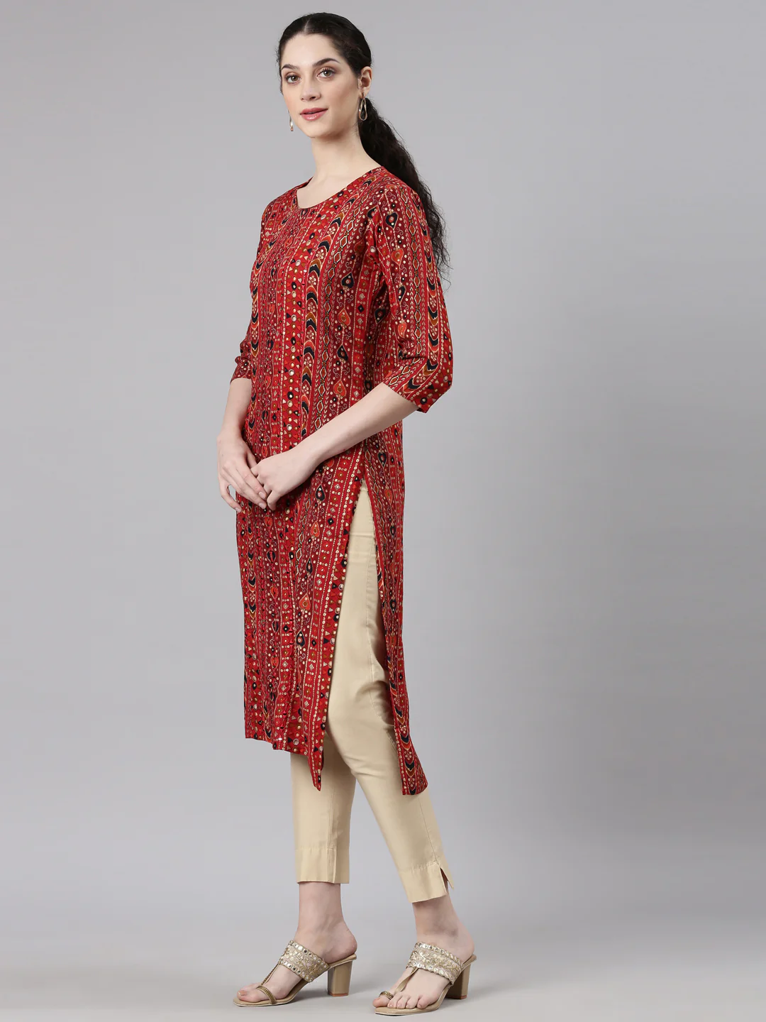 Neerus Red Straight Casual Embellished Kurta - Image 2