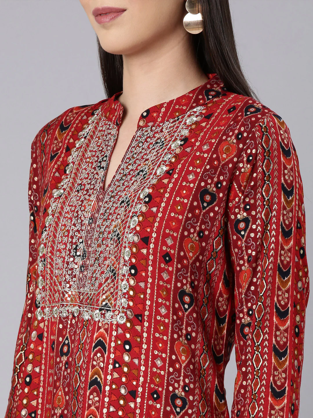 Neerus Red Straight Casual Embellished Straight Kurta - Image 5