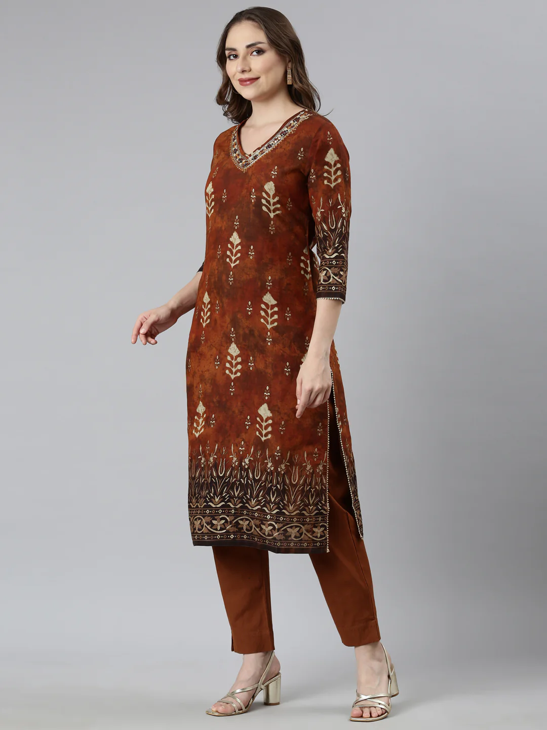 Neerus Rust Regular Straight Floral Kurta And Trousers With Dupatta - Image 2