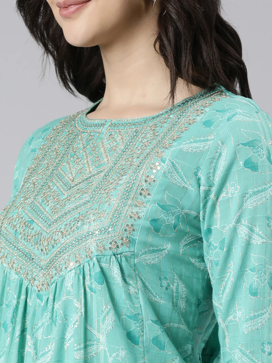 Neerus Sea Green Pleated Straight Bandhani Kurta - Image 5