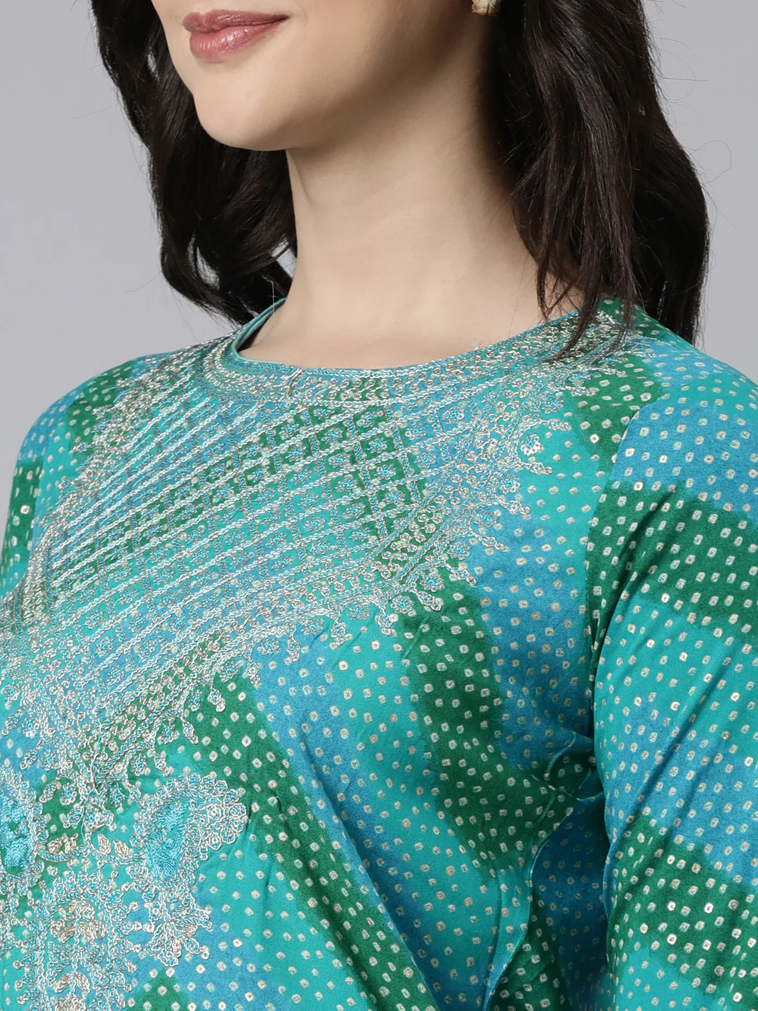 Neerus Turquoise Blue Panelled Straight Chevron Kurta - Image 4