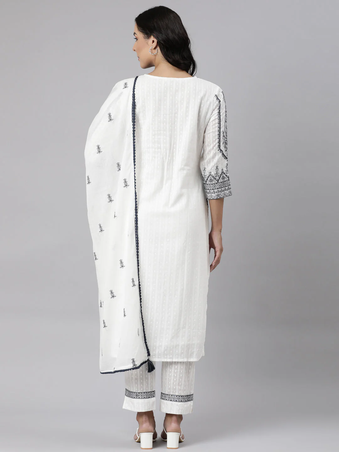 Neerus White Panelled Straight Yoke Design Kurta And Trousers With Dupatta - Image 4