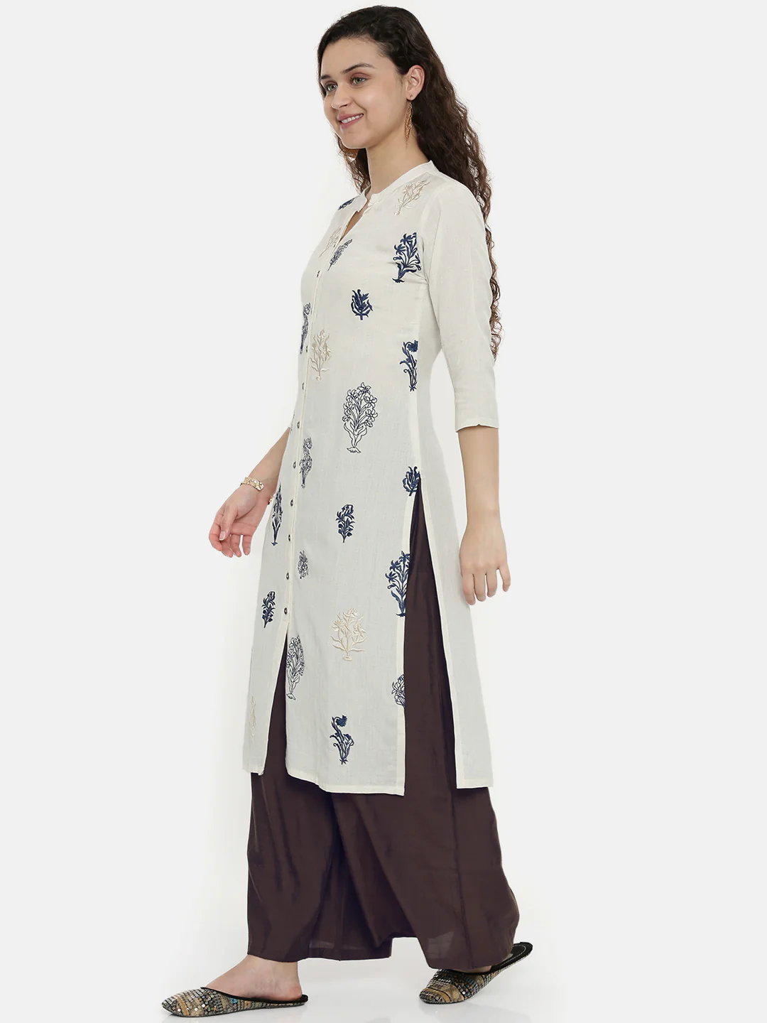 Neerus White Printed Straight Kurta - Image 3