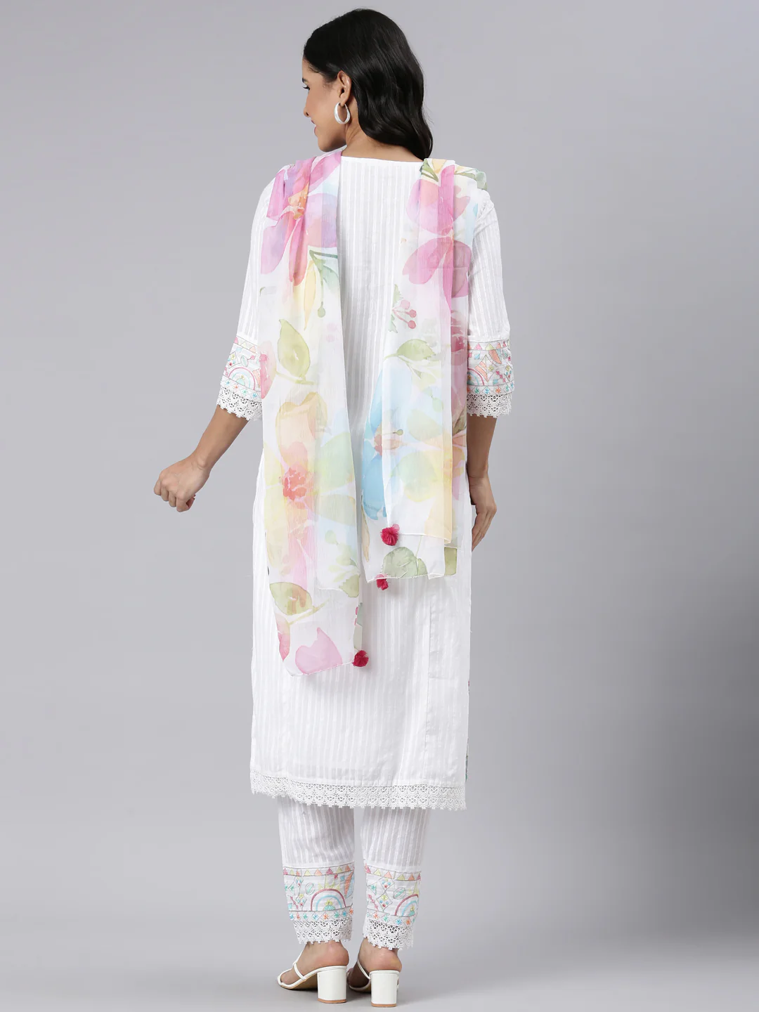 Neerus white Regular Straight Embroidered Kurta and Trousers With Dupatta - Image 3