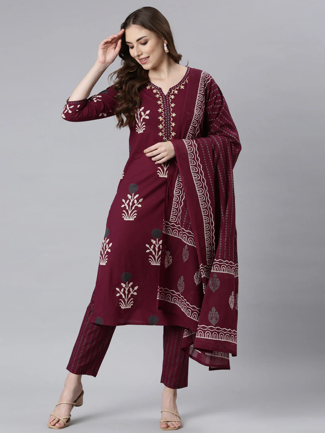Neerus Wine Panelled Straight Floral Kurta And Trousers With Dupatta - Image 5