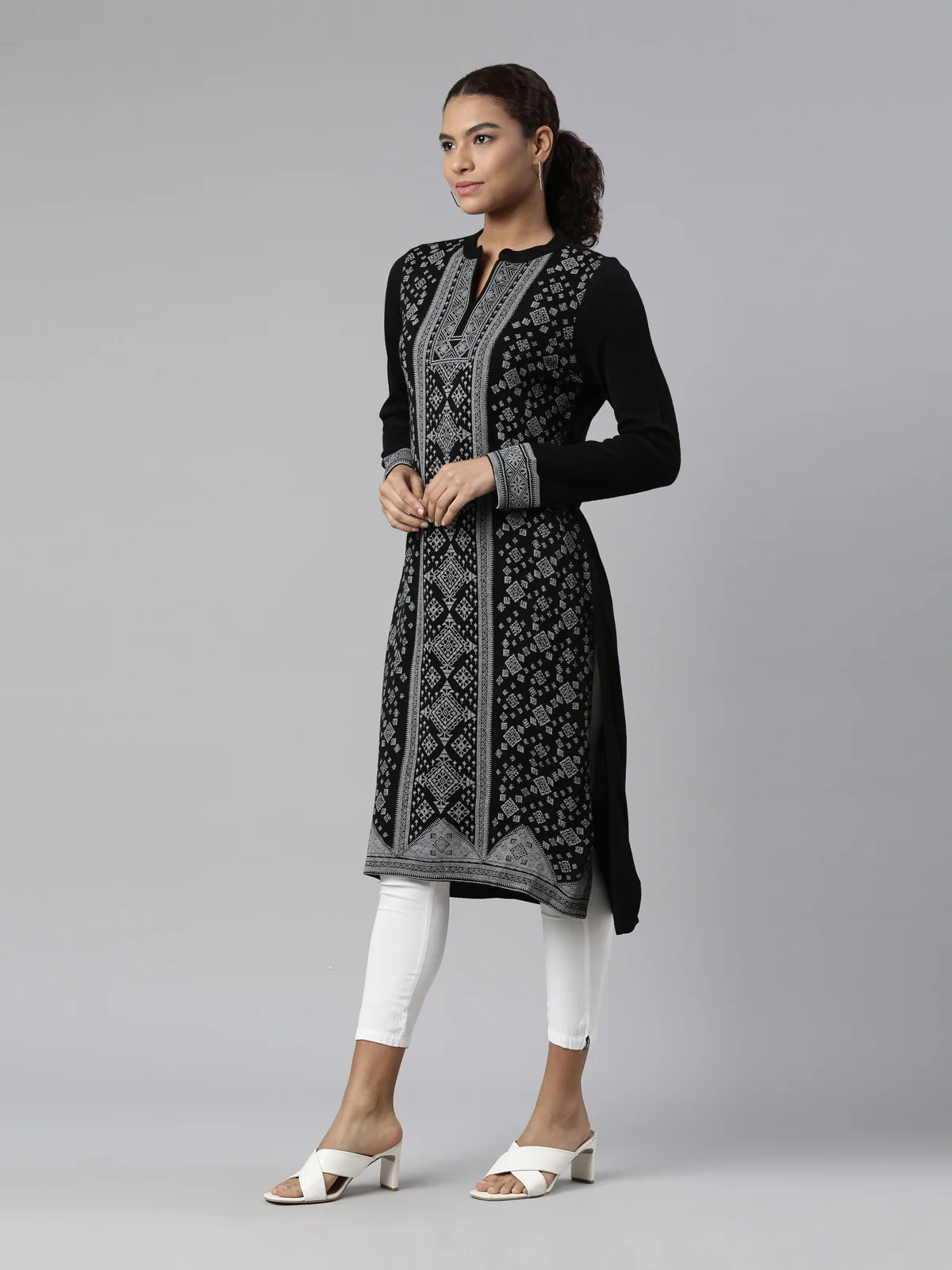 Neerus Winter Wear Black Ethnic Motifs Printed Acrylic Kurta For Women - Image 2