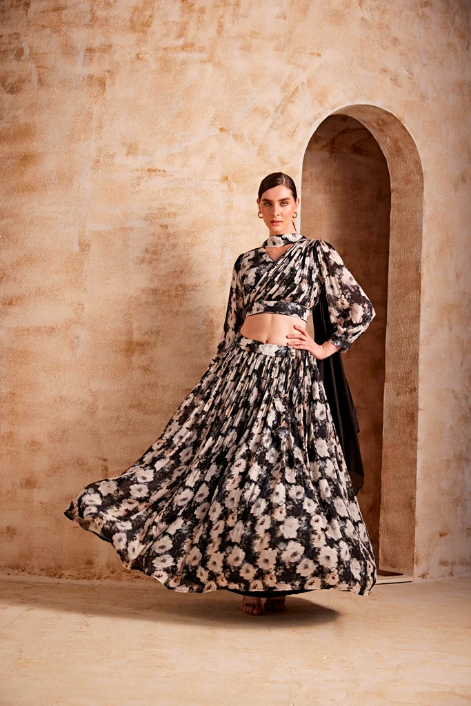 Neerus Women Blue Color Ghagra Set - Image 2