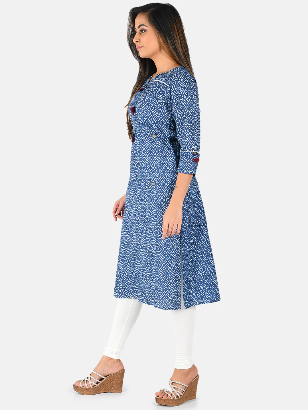 Neerus Women Blue Printed Straight Kurta - Image 2