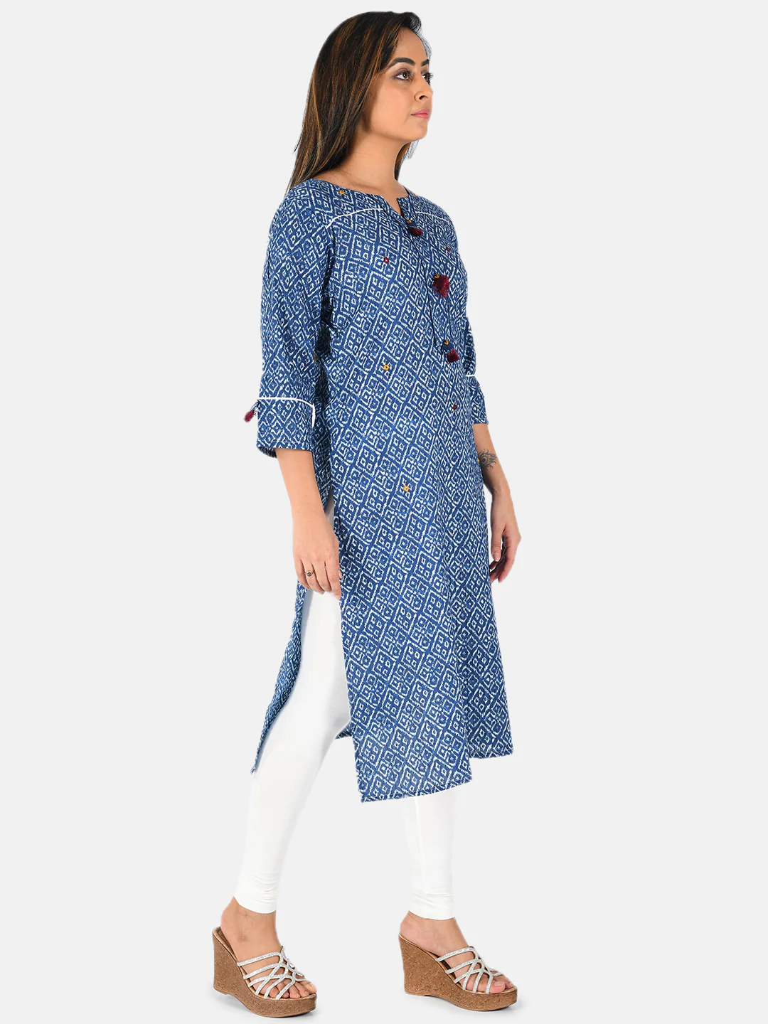 Neerus Women Blue Printed Straight Kurta - Image 3