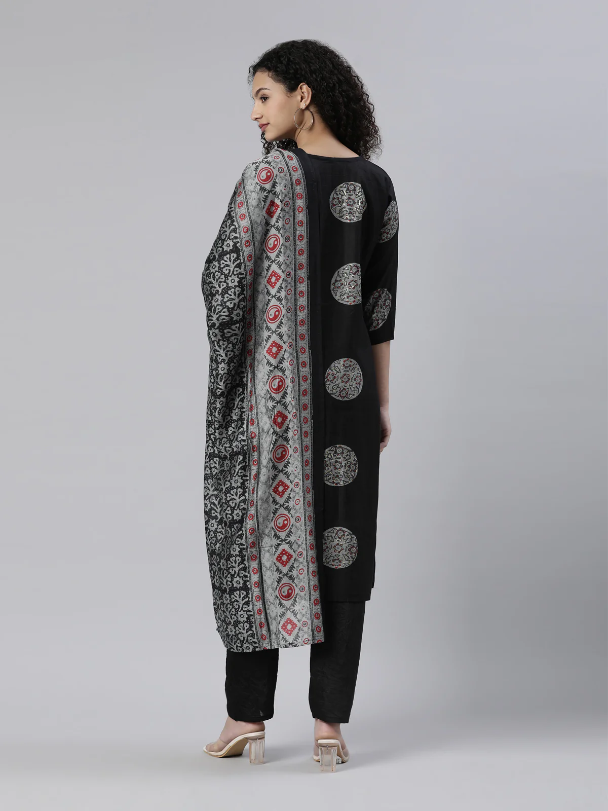 Neerus Women Ethnic Motifs Printed Mirror Work Kurta With Trousers with Dupatta - Image 4