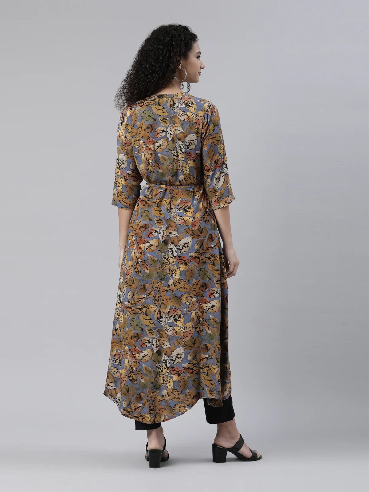 Neerus Women Floral Printed High-Low Hem A-line Kurta - Image 4