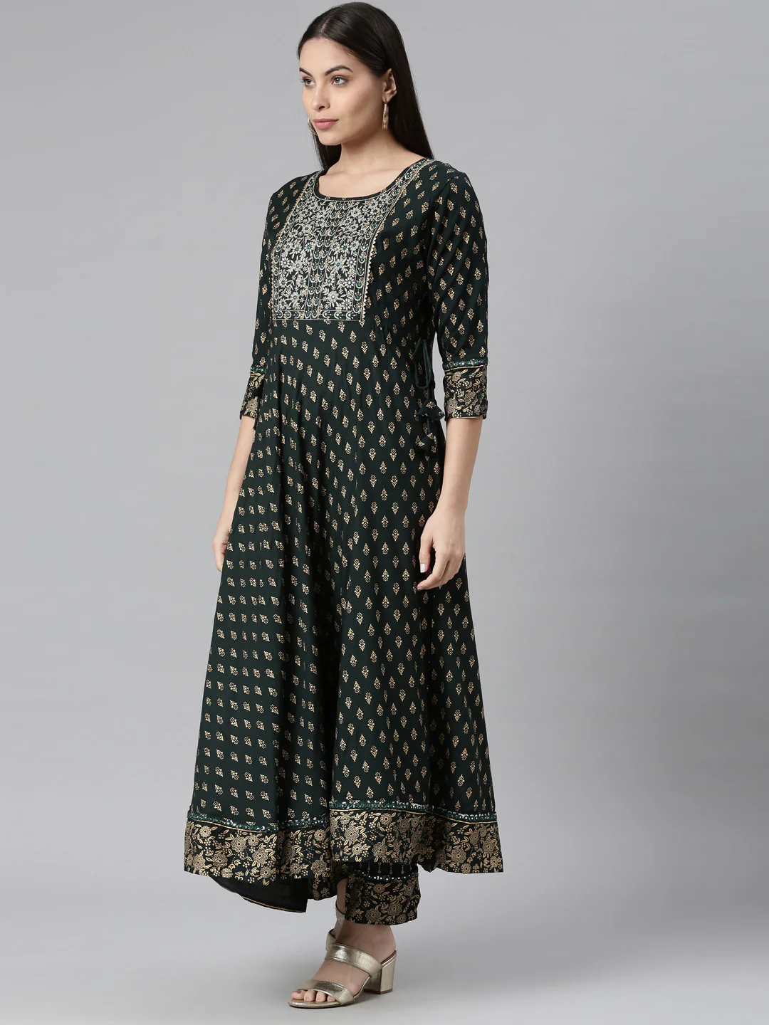 Neerus Women Green Gold-Toned Ethnic Motifs Printed Kurta With Trousers With Dupatta - Image 2