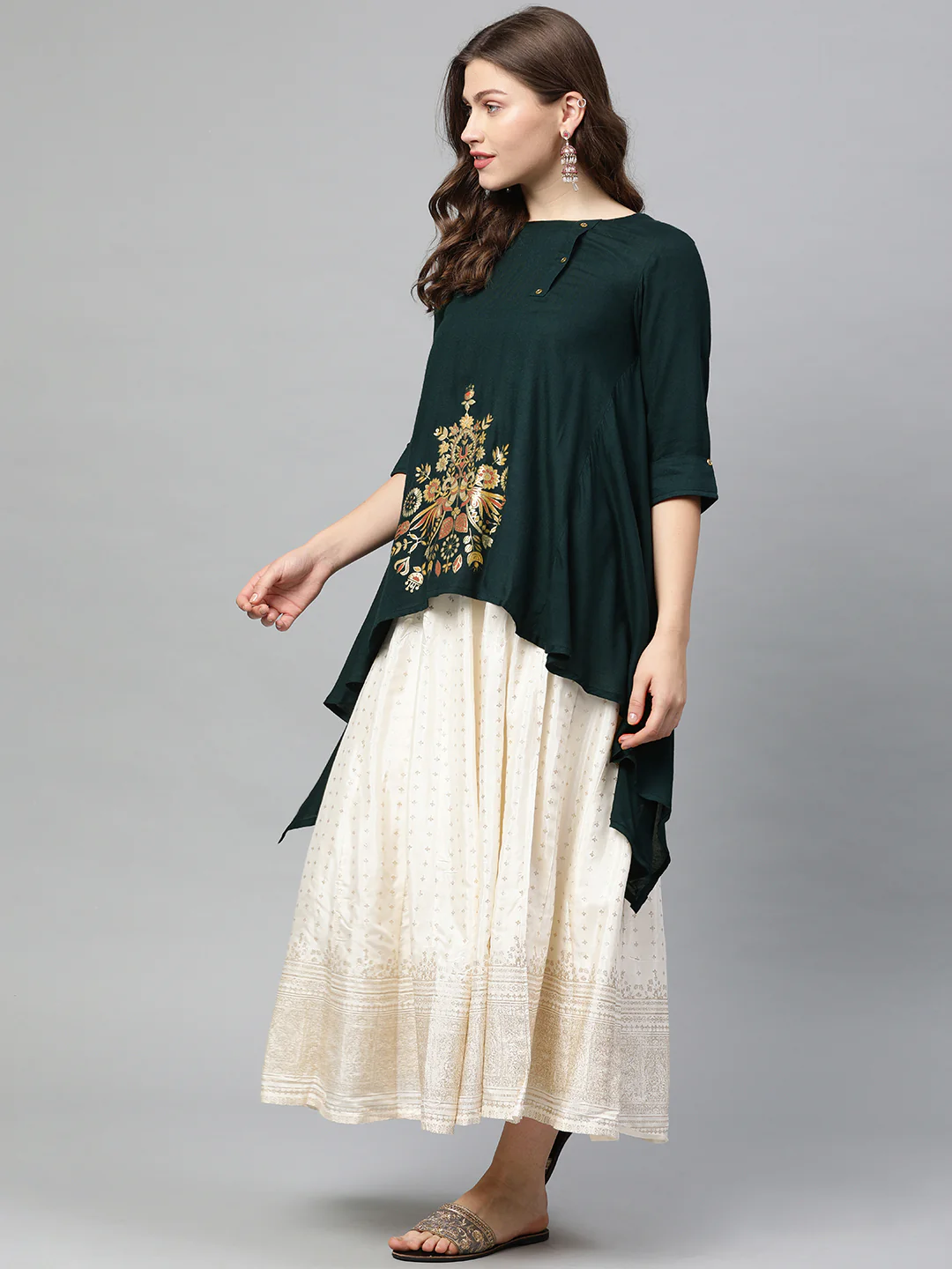 Neerus Women Green Printed A-Line Tunic - Image 3
