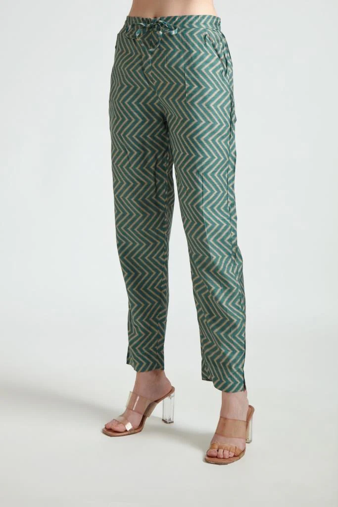 Neerus Women Green Printed Kurta with Trousers With Dupatta - Image 6