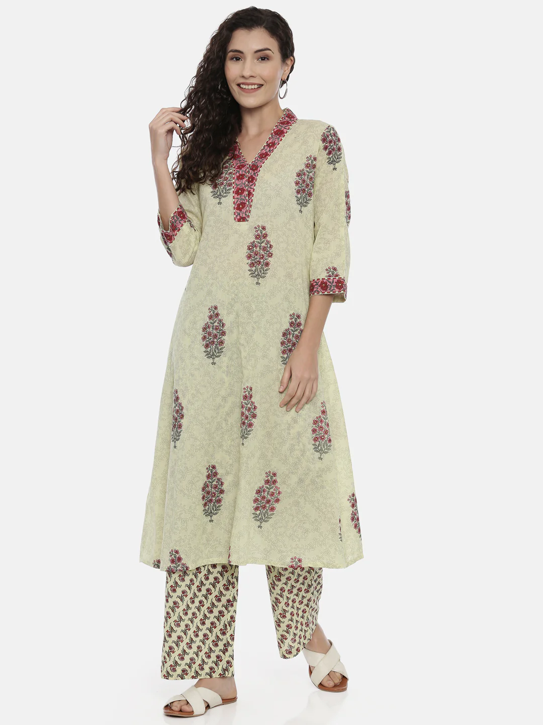 Neerus Women Green Red Printed Kurta with Trousers