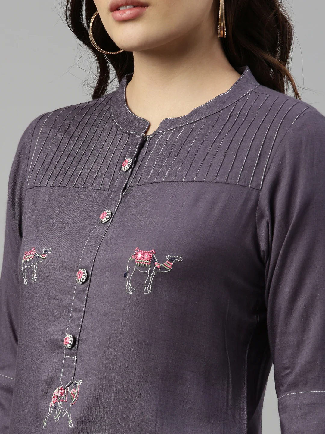 Neerus Women Grey Embroidered Mirror Work Kurta - Image 4