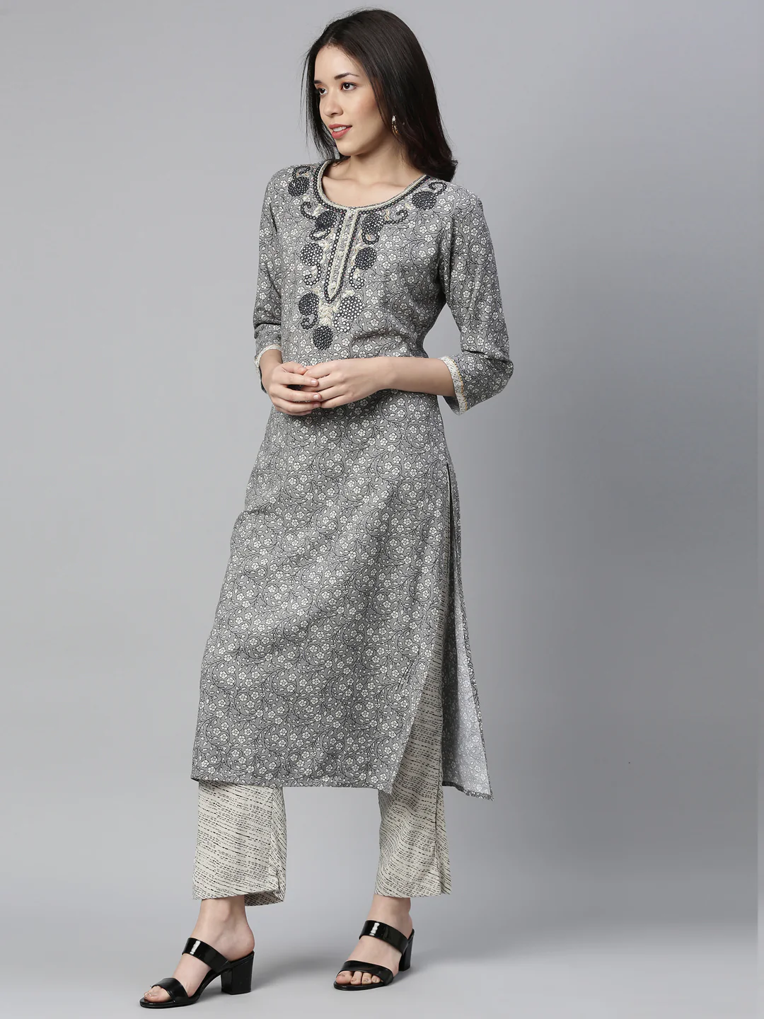 Neerus Women Grey Floral Printed Kurta with Trousers - Image 2