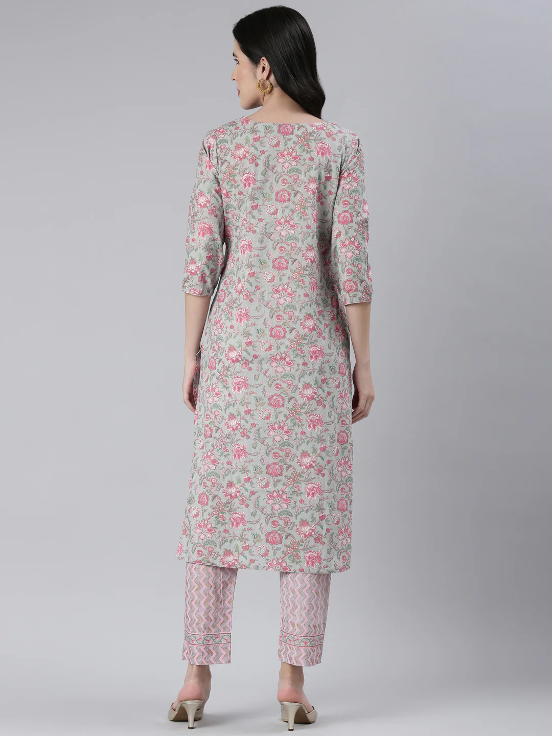 Neerus Women Grey Printed Calf Length Kurta And Trousers - Image 3