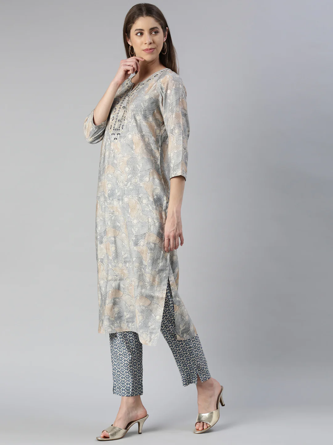 Neerus Women Indigo Printed Calf Length Kurta And Trousers With Dupatta - Image 2