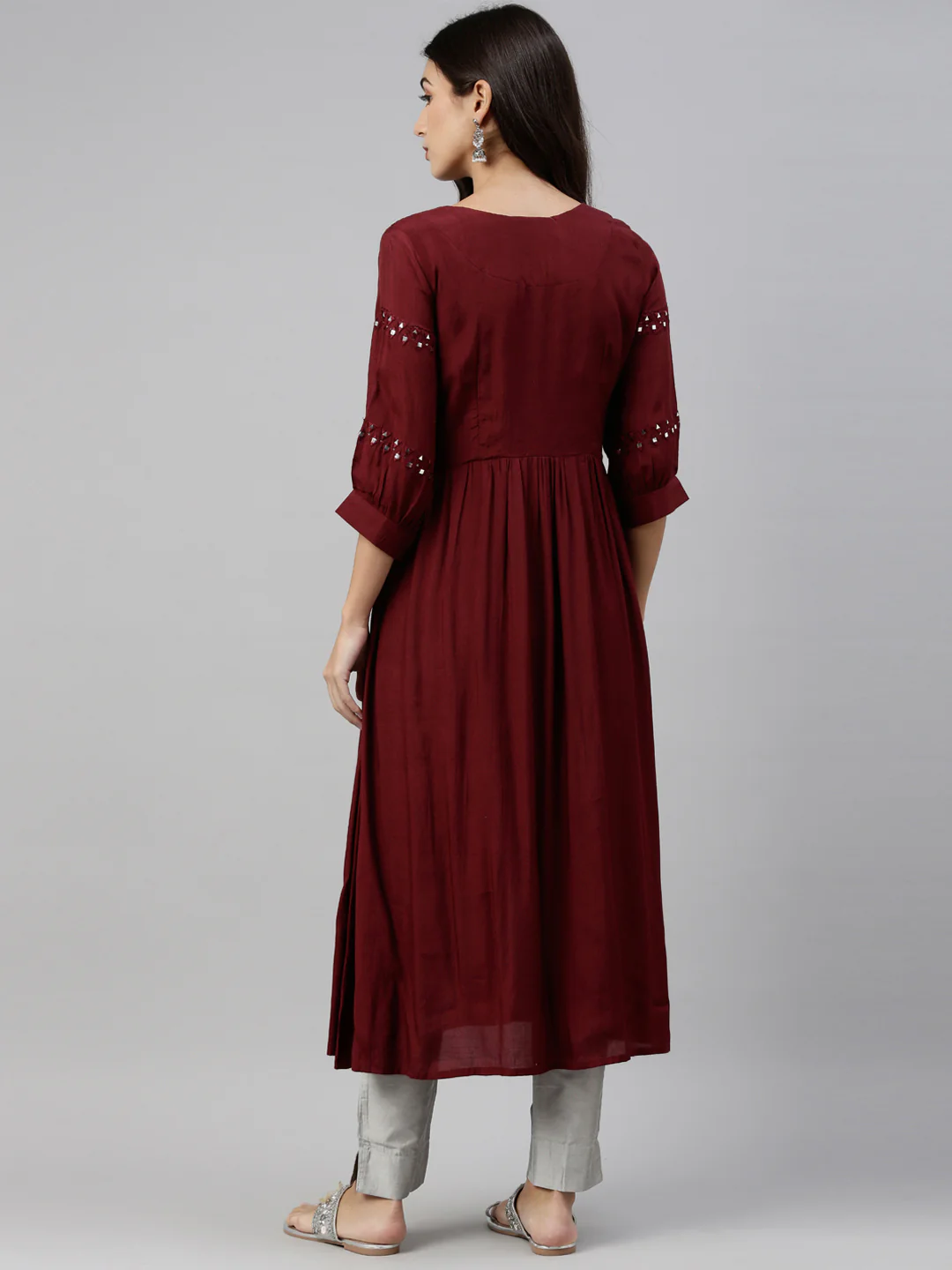 Neerus Women Maroon Floral Embroidered Mirror Work A-Line Kurta - Image 3