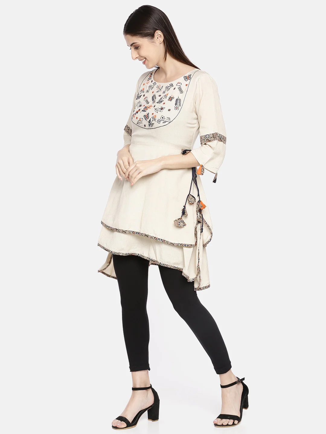 Neerus Women Off-White Embroidered Tunic - Image 3