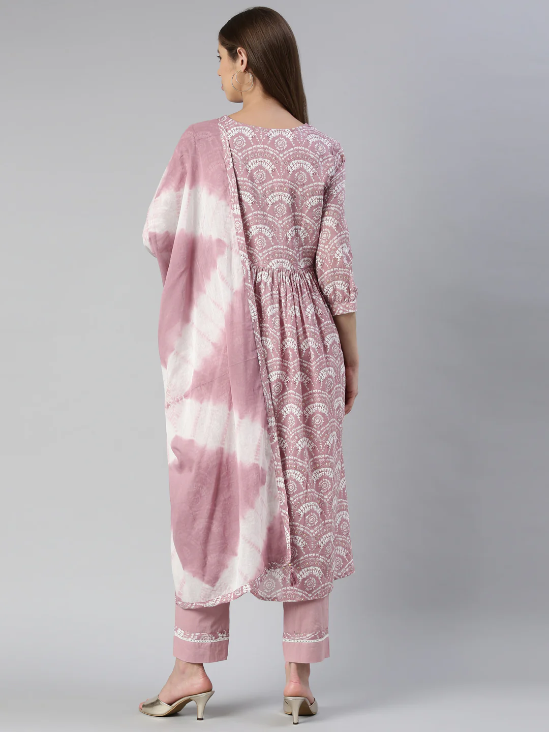 Neerus Women Onion Solid Calf Length Kurta And Trousers With Dupatta - Image 3