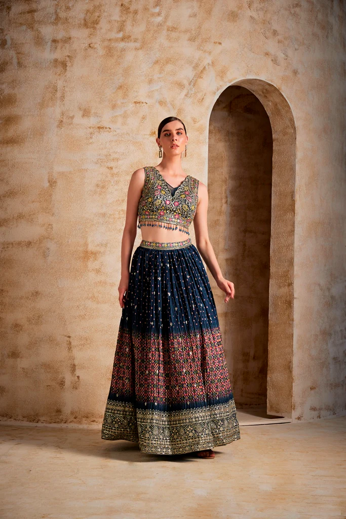 Neerus Women Peacock Color Embroidered Ghagra Set - Image 3
