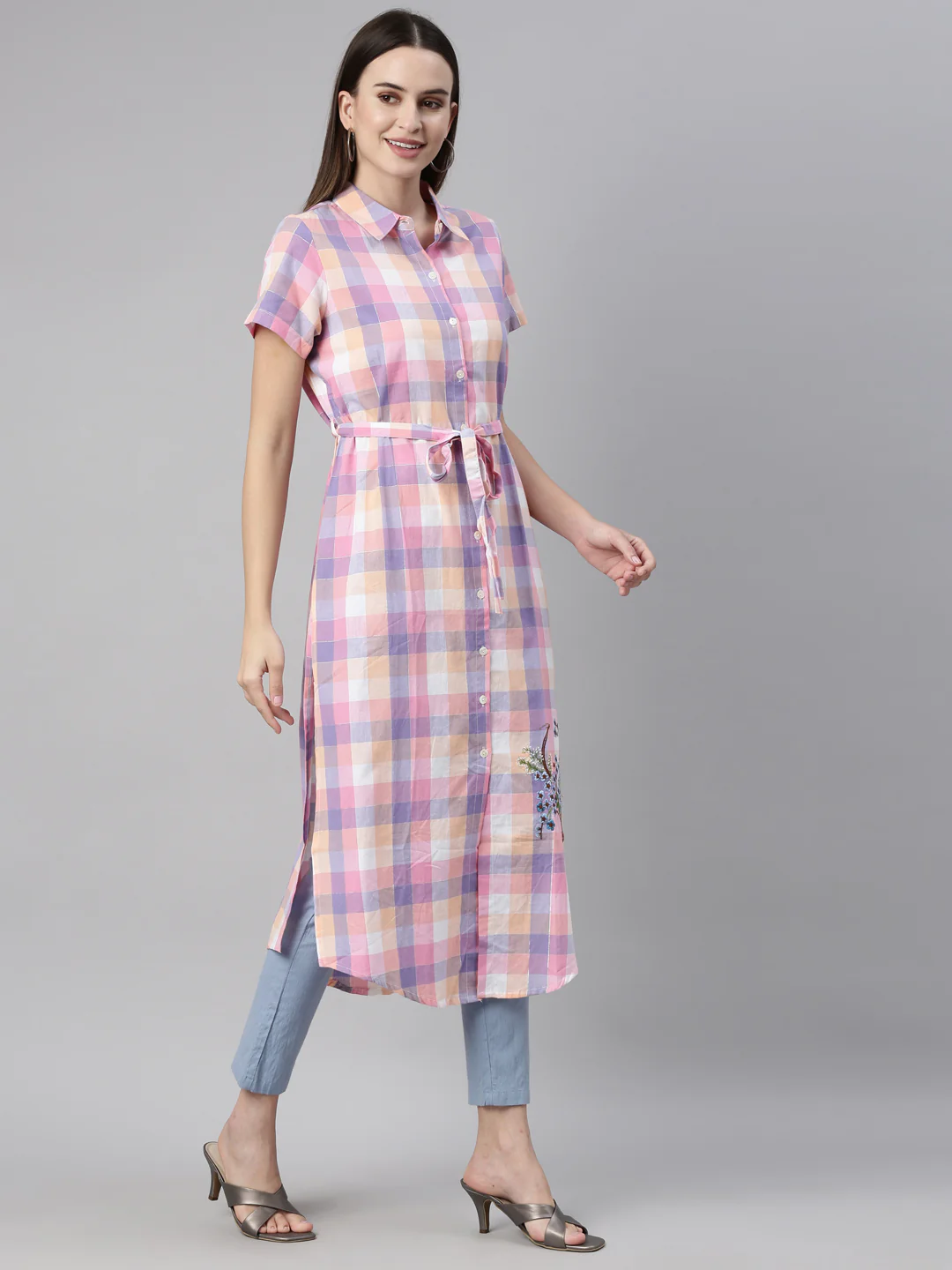 Neerus Women Pink Checked Thread Work Kurta - Image 7