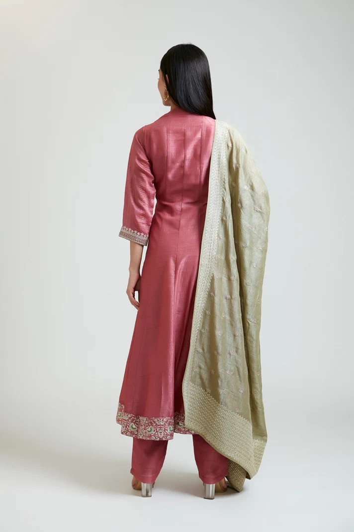 Neerus Women Silk Pink Kurta Set - Image 3