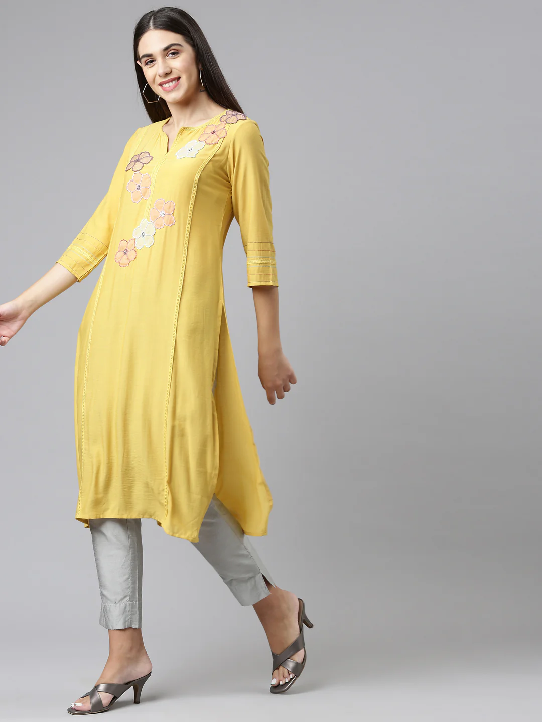 Neerus Women Yellow Floral Printed Patchwork Floral Kurta - Image 2