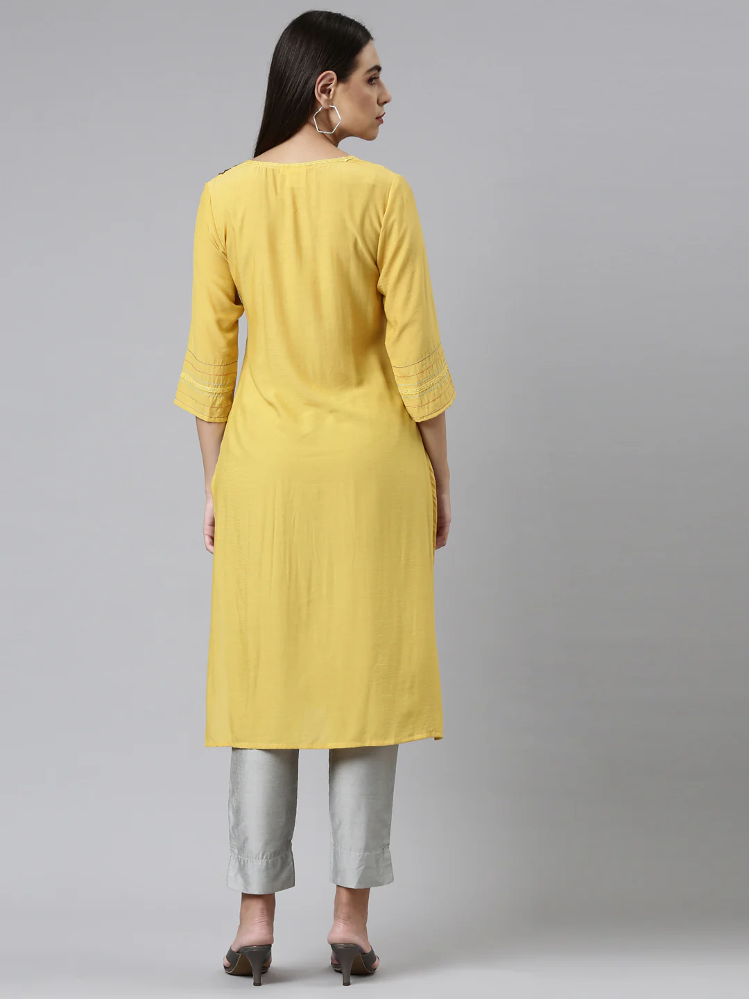 Neerus Women Yellow Floral Printed Patchwork Floral Kurta - Image 3