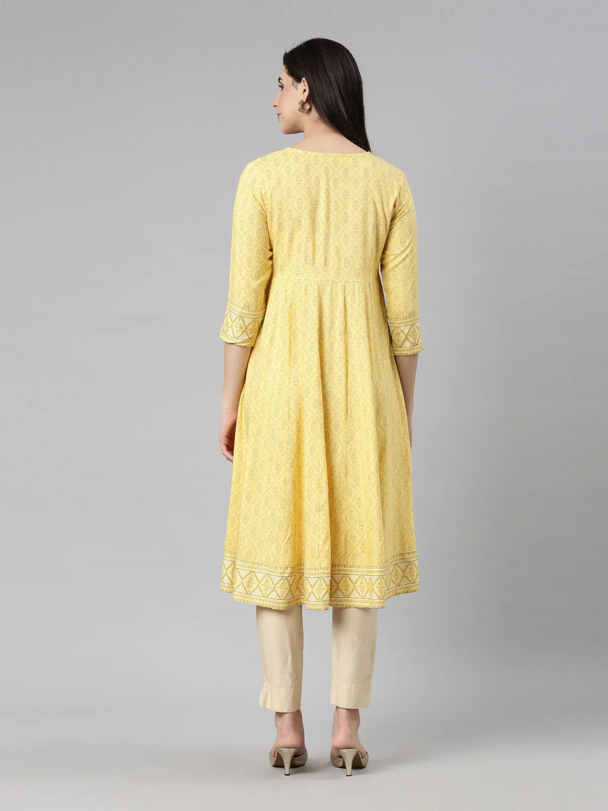 Neerus Yellow Panelled Anarkali Floral Kurta - Image 5