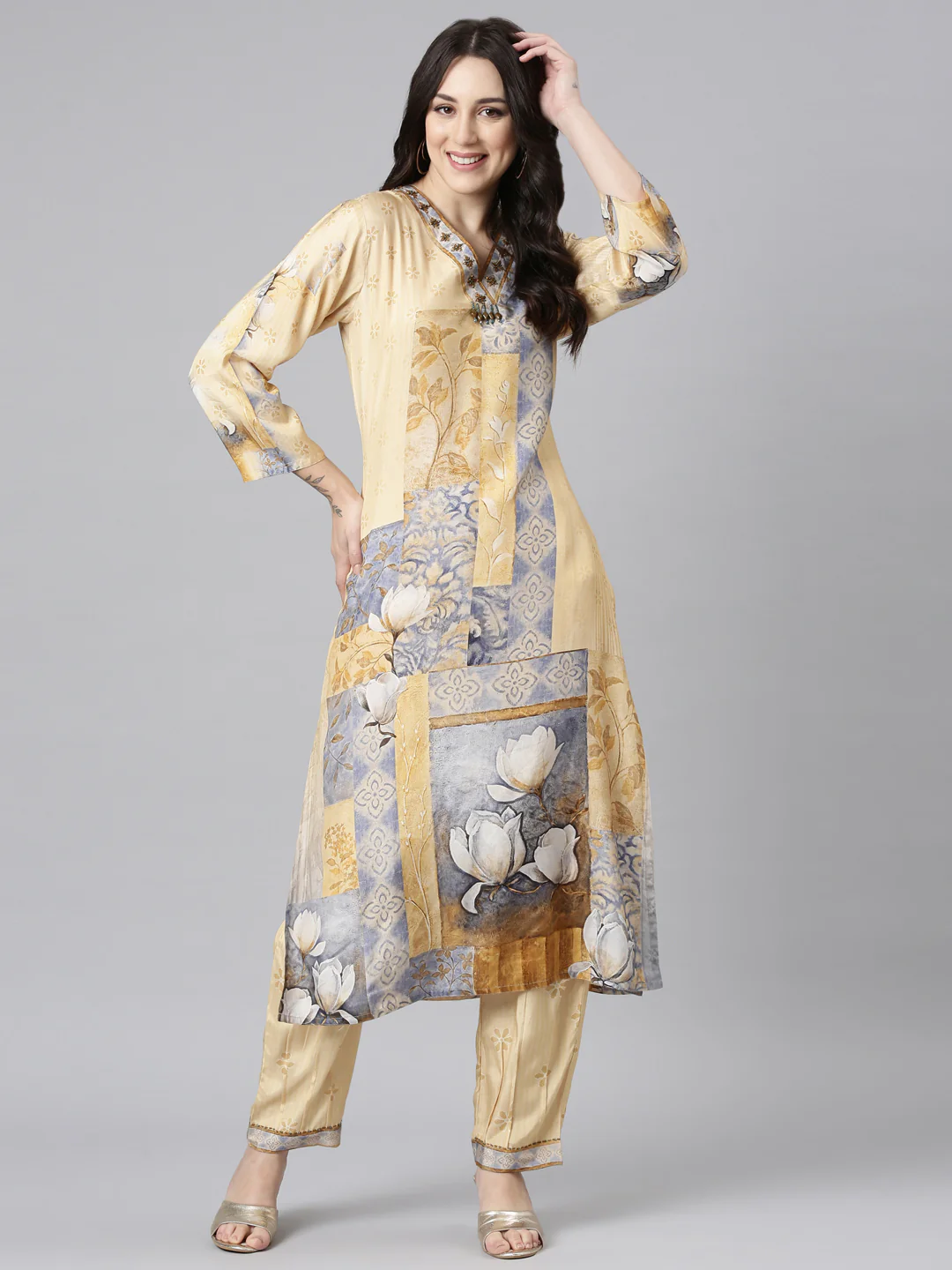 Neerus Yellow Panelled Straight Kurta and Trousers - Image 5