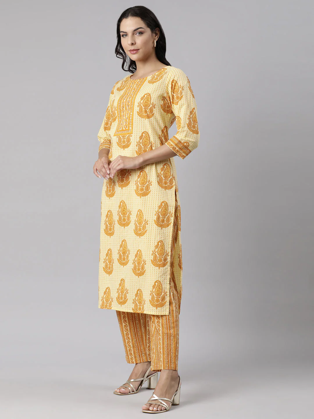 Neerus Yellow Panelled Straight Printed Kurta And Trousers With Dupatta - Image 2